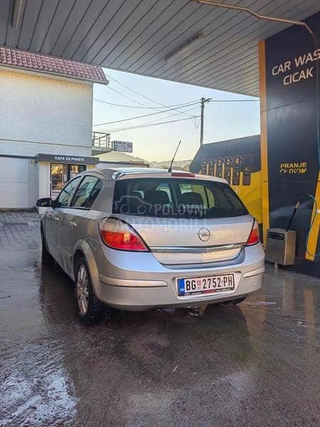 Opel Astra H CDTI