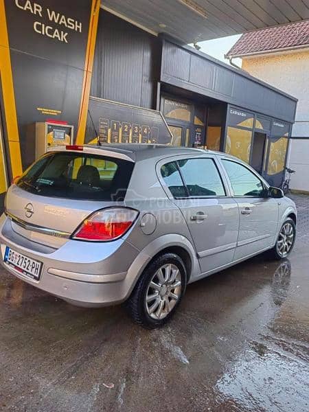 Opel Astra H CDTI
