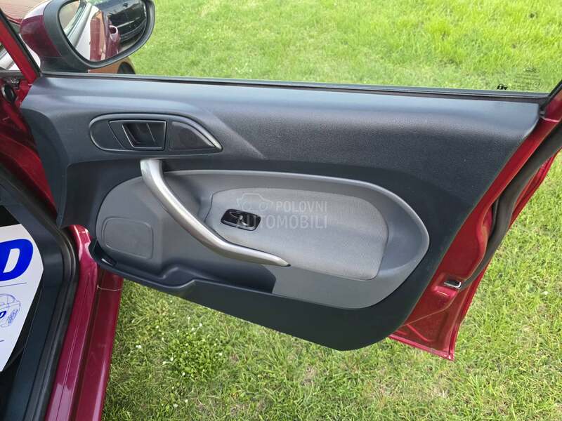 Ford Fiesta 1.2b