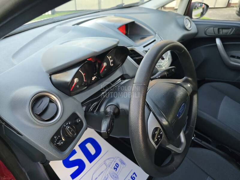 Ford Fiesta 1.2b