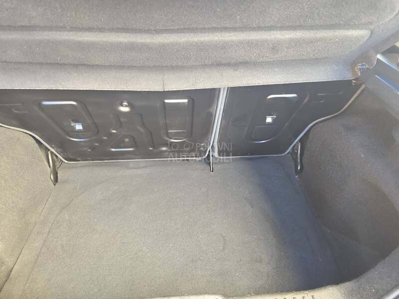 Ford Fiesta 1.2b