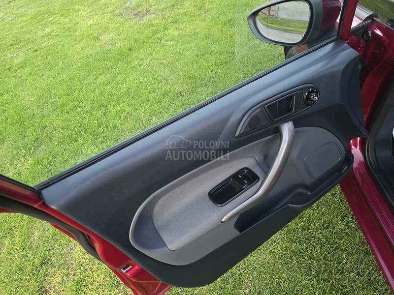 Ford Fiesta 1.2b
