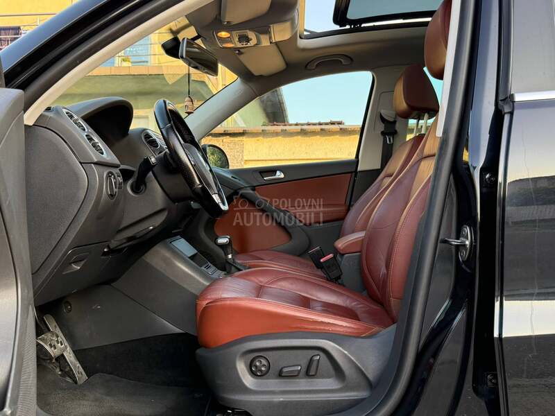 Volkswagen Tiguan 2.0TSI R- LINE