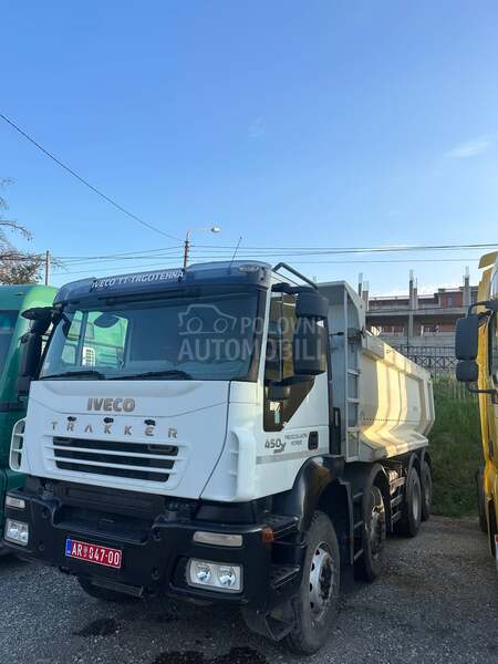 Iveco Traker 450