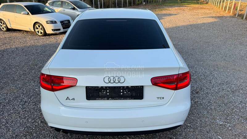 Audi A4 2.0 TDI AUTOM/LED