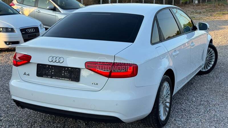 Audi A4 2.0 TDI AUTOM/LED