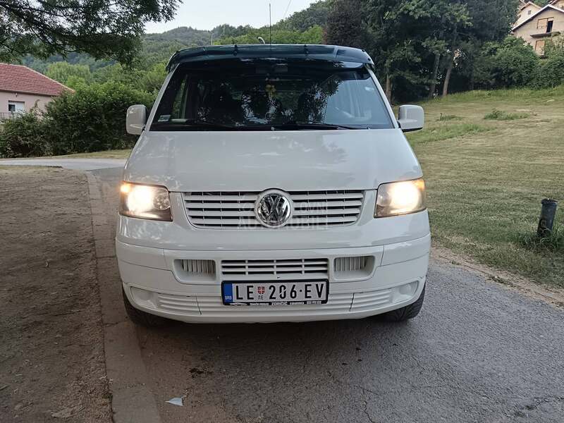 Volkswagen Transporter T5 long 1,9 tdi