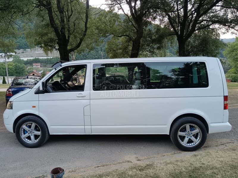 Volkswagen Transporter T5 long 1,9 tdi