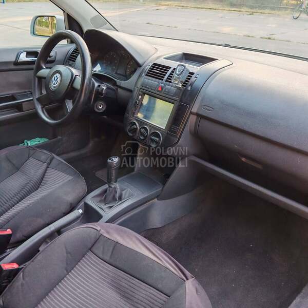 Volkswagen Polo 1.2b