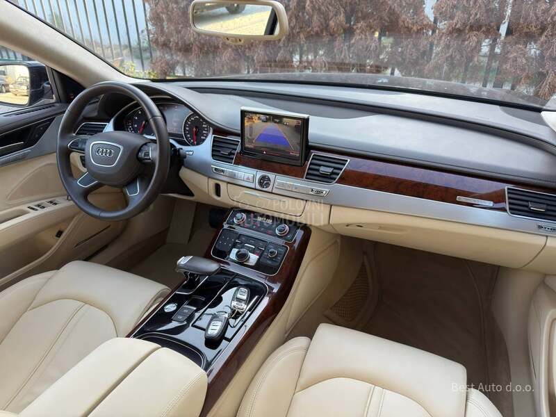 Audi A8 4.2 V8 FSI QUATTRO