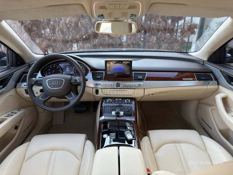 Audi A8 4.2 V8 FSI QUATTRO