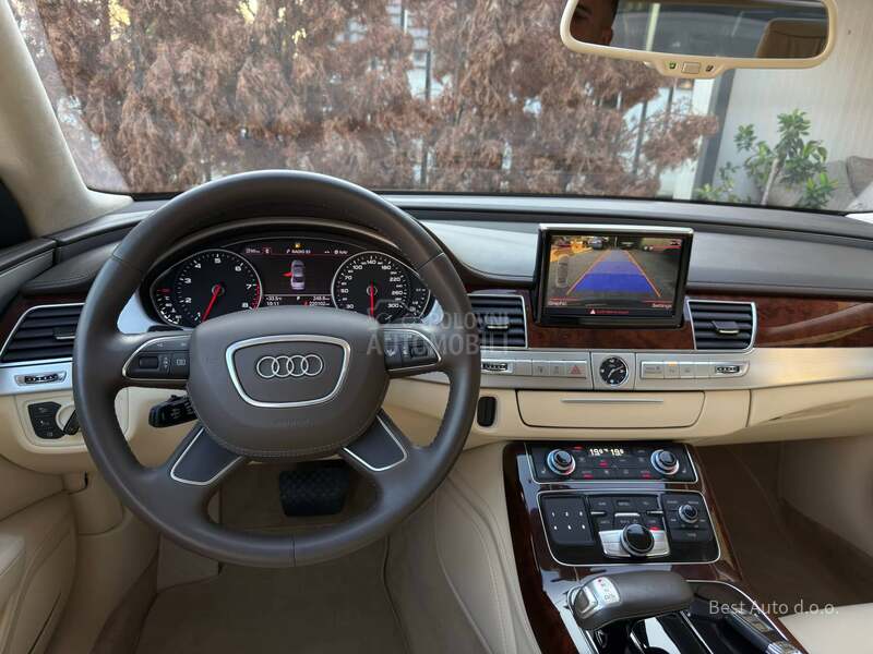 Audi A8 4.2 V8 FSI QUATTRO