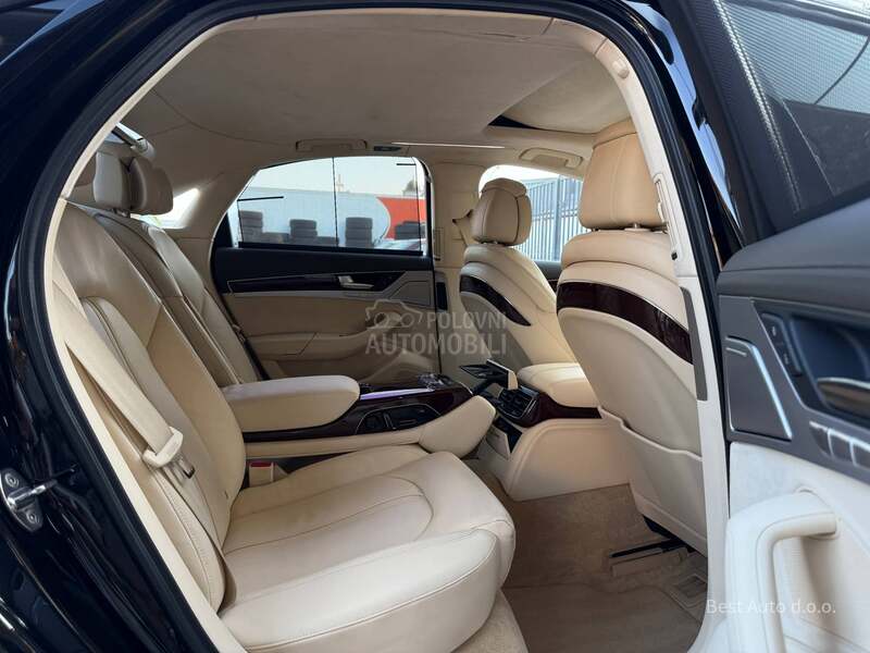 Audi A8 4.2 V8 FSI QUATTRO