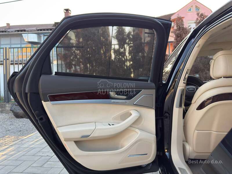Audi A8 4.2 V8 FSI QUATTRO