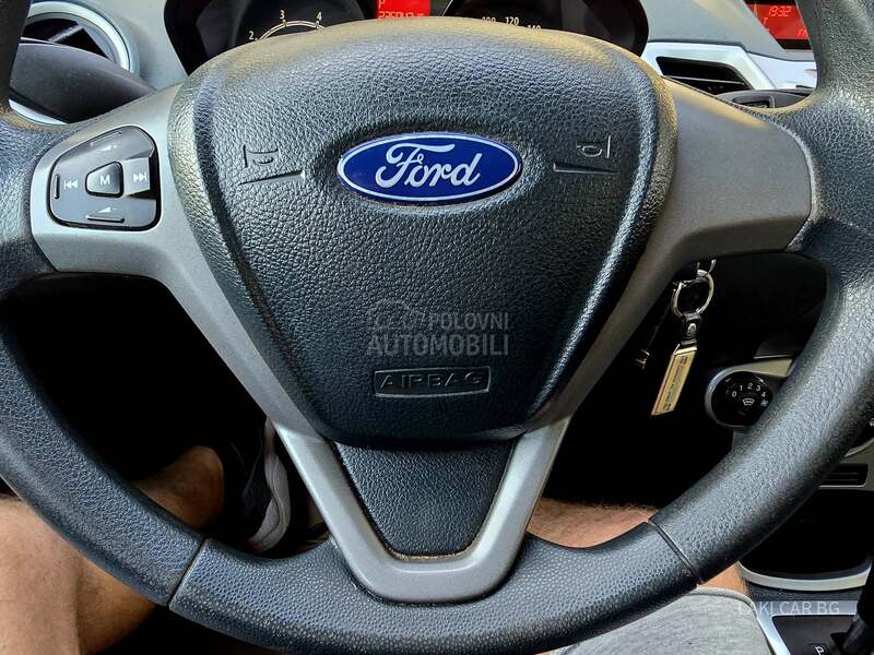 Ford Fiesta AUTOM 1.4 b