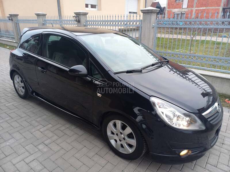 Opel Corsa D 1.4 COSMO CH NOVA