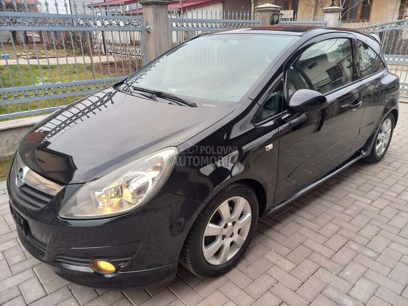 Opel Corsa D 1.4 COSMO CH NOVA