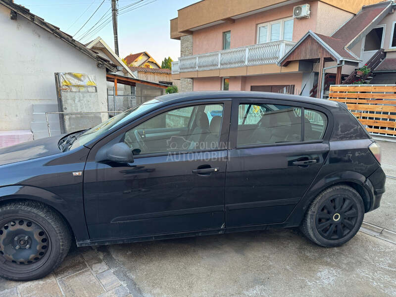 Opel Astra H 1.6 Twin Port