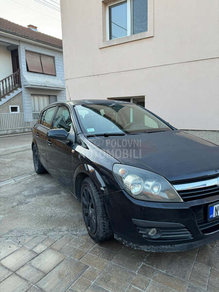 Opel Astra H 1.6 Twin Port
