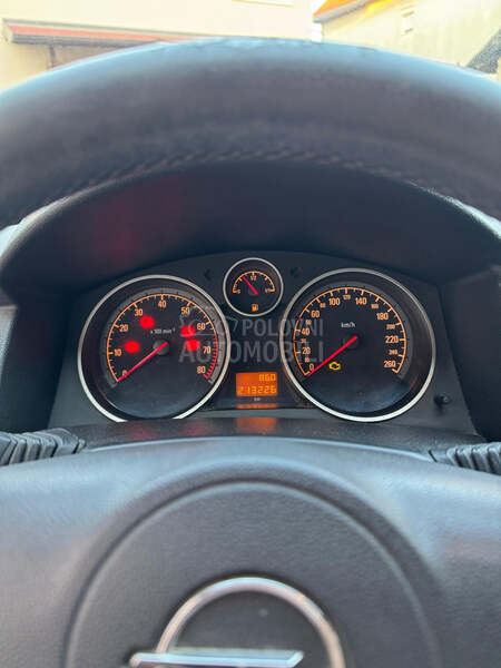 Opel Astra H 1.6 Twin Port