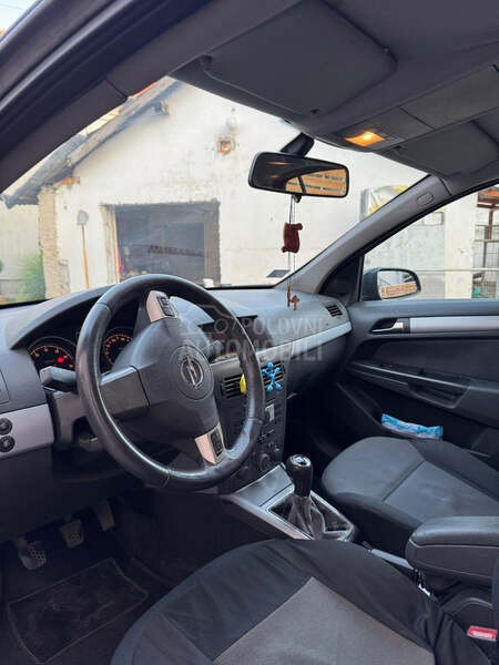 Opel Astra H 1.6 Twin Port
