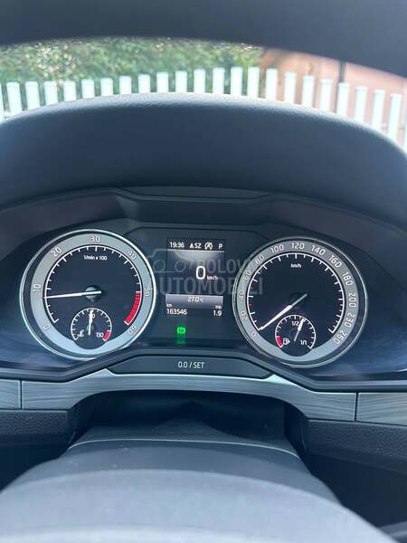 Škoda Superb 2.0 TDI DSG 4x4