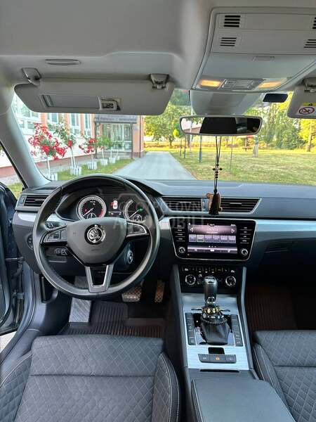 Škoda Superb 2.0 TDI DSG 4x4