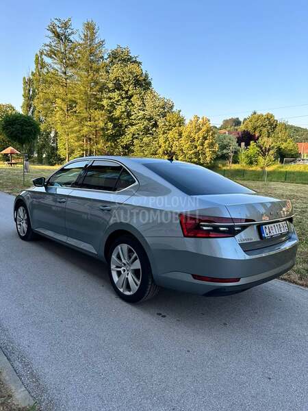 Škoda Superb 2.0 TDI DSG 4x4