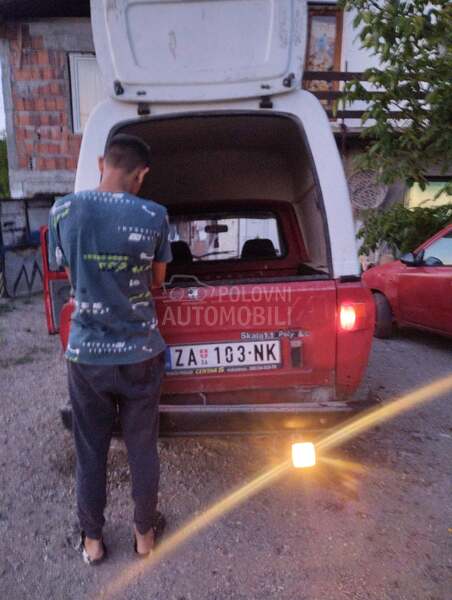 Zastava Poly 