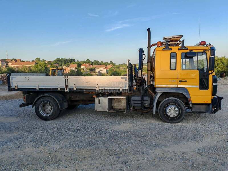 Volvo FL 220
