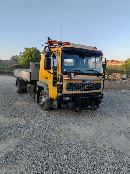 Volvo FL 220