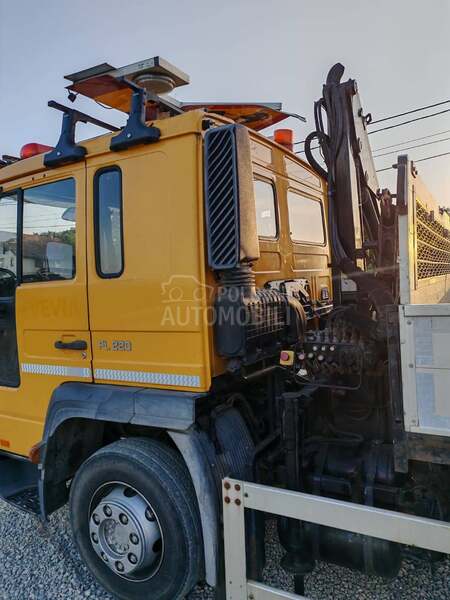 Volvo FL 220