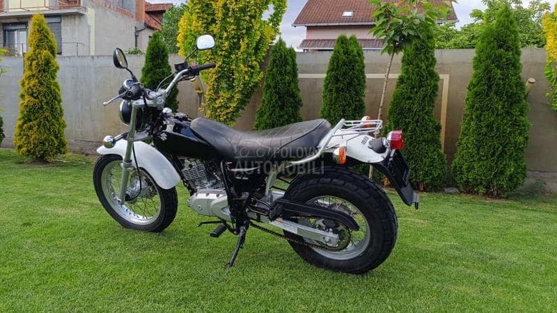Suzuki RV 125 Van Van
