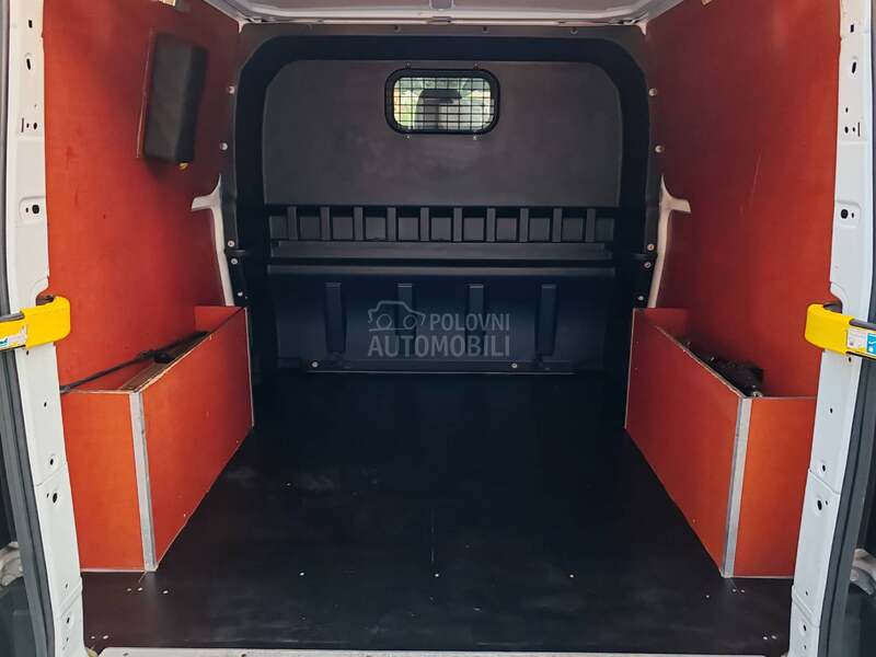 Ford Transit Custom 2.0 TDCi / L2 / DUPLA /