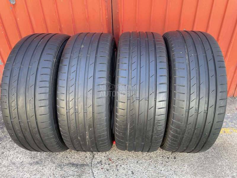 Kumho 225/45 R18 Letnja