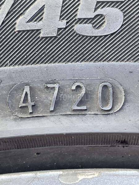 Kumho 225/45 R18 Letnja