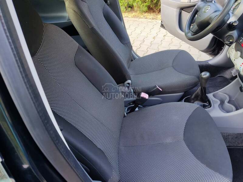 Toyota Aygo 1.0 B. RESTYLING