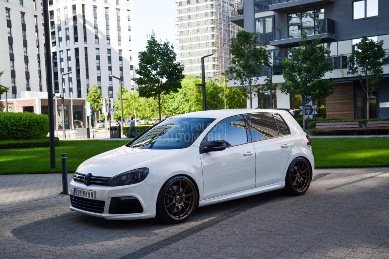 Volkswagen Golf 6 R