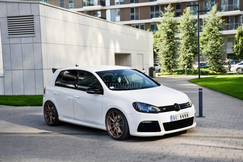 Volkswagen Golf 6 R