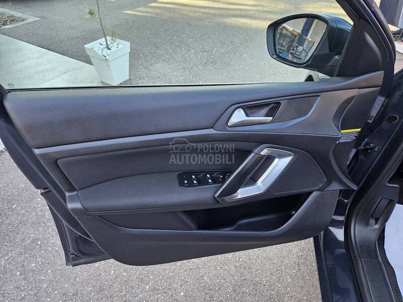 Peugeot 308 F U L L  133HK