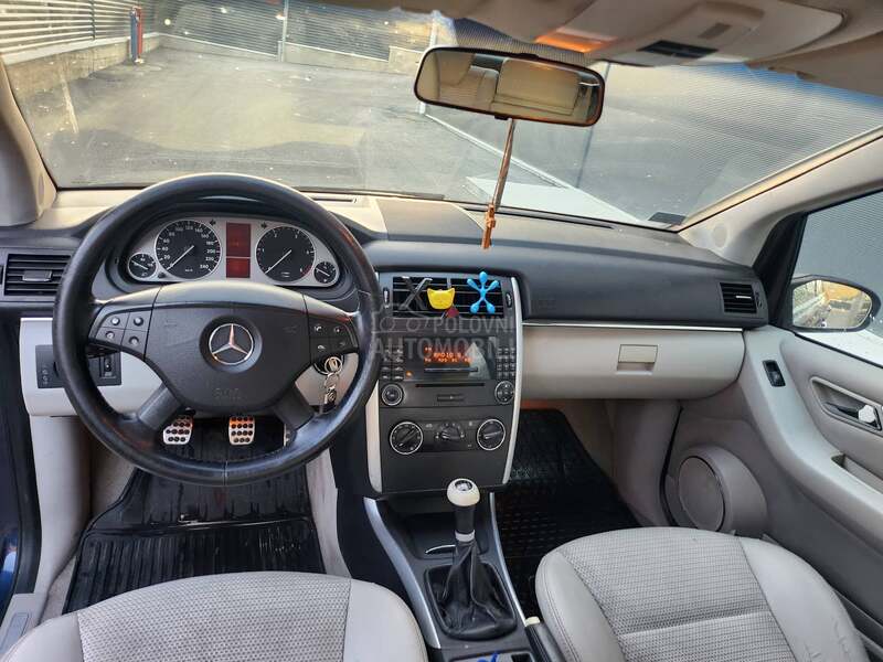 Mercedes Benz B 200 SPORT