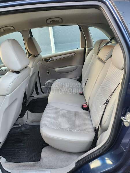 Mercedes Benz B 200 SPORT