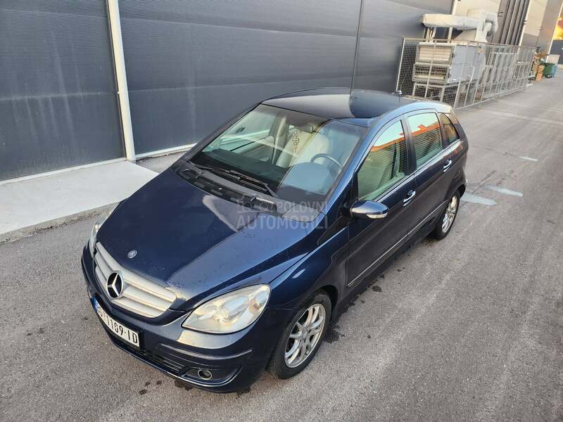 Mercedes Benz B 200 SPORT