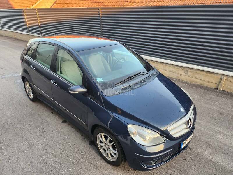 Mercedes Benz B 200 SPORT