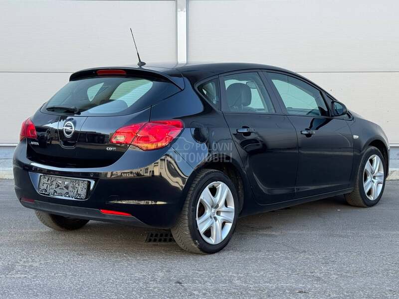 Opel Astra J 1.7CDTI