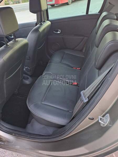 Renault Clio REDAK, ful oprema