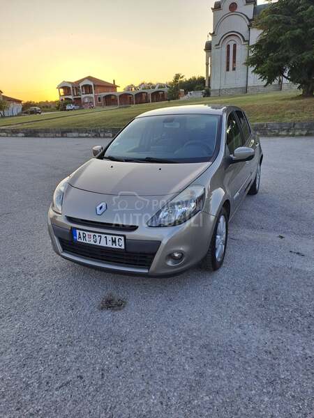 Renault Clio REDAK, ful oprema