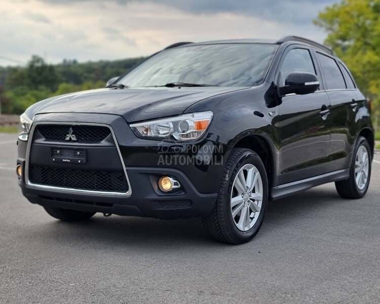Mitsubishi ASX 1.8 DID PANO/XEN/CH