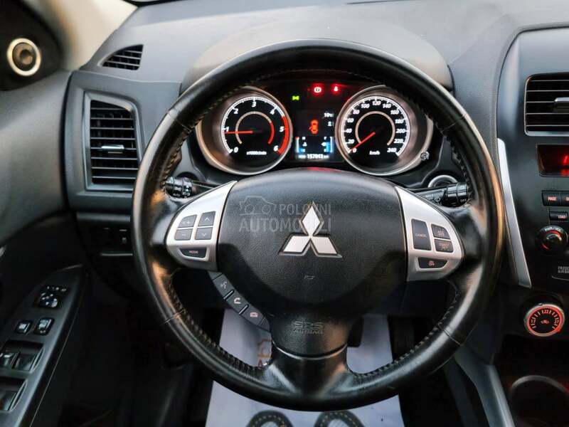 Mitsubishi ASX 1.8 DID PANO/XEN/CH