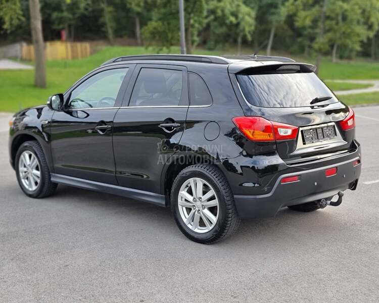 Mitsubishi ASX 1.8 DID PANO/XEN/CH
